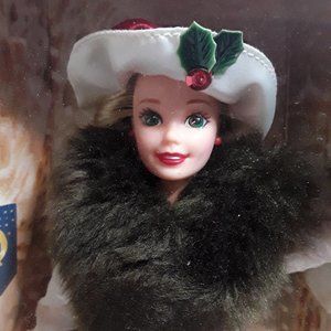 1995 BARBIE Holiday Memories Special Edition NIB